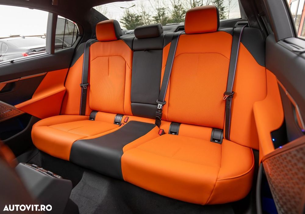 BMW M5 xDrive AT PHEV - 17