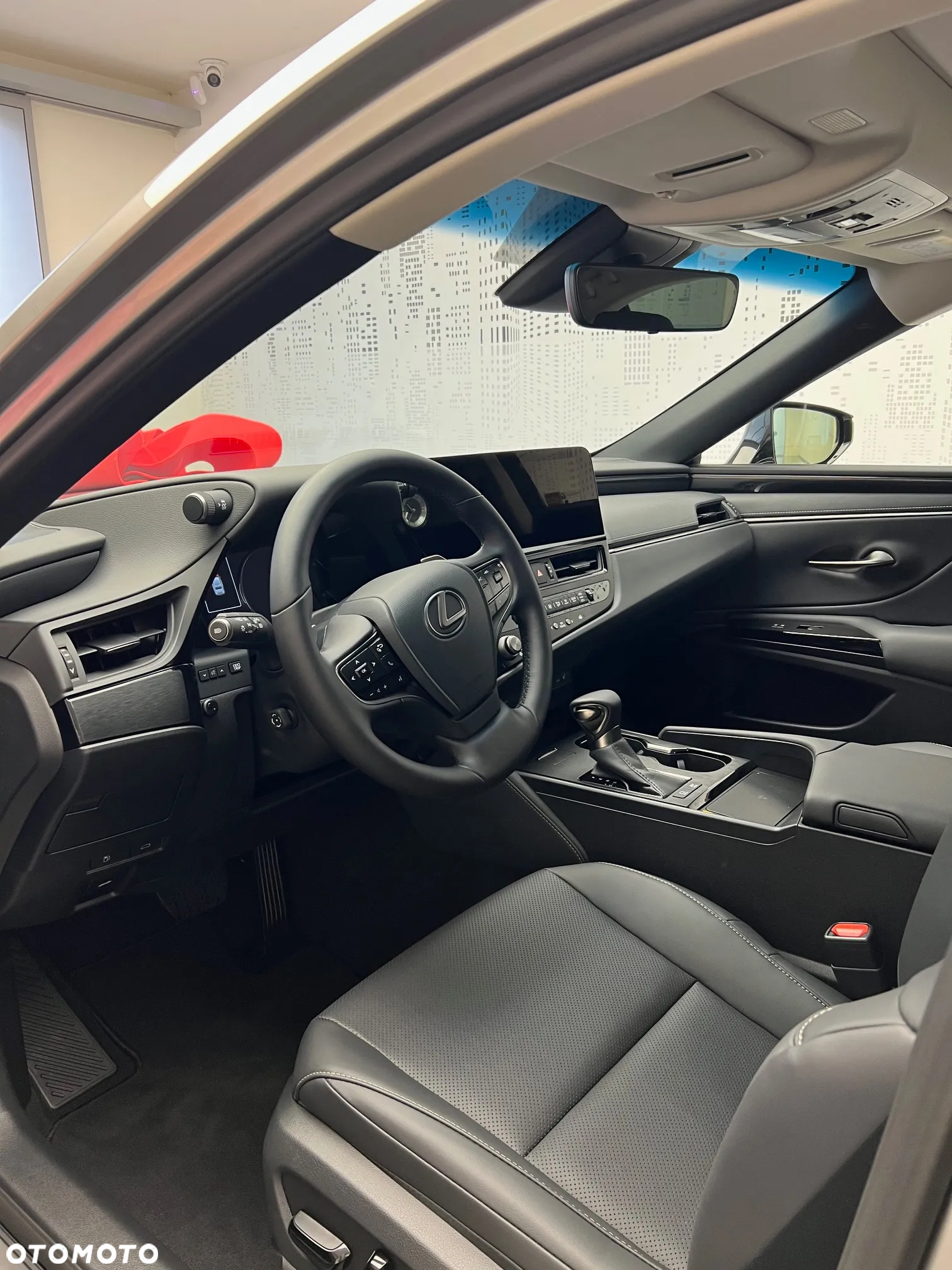 Lexus ES 300h Business Edition - 4
