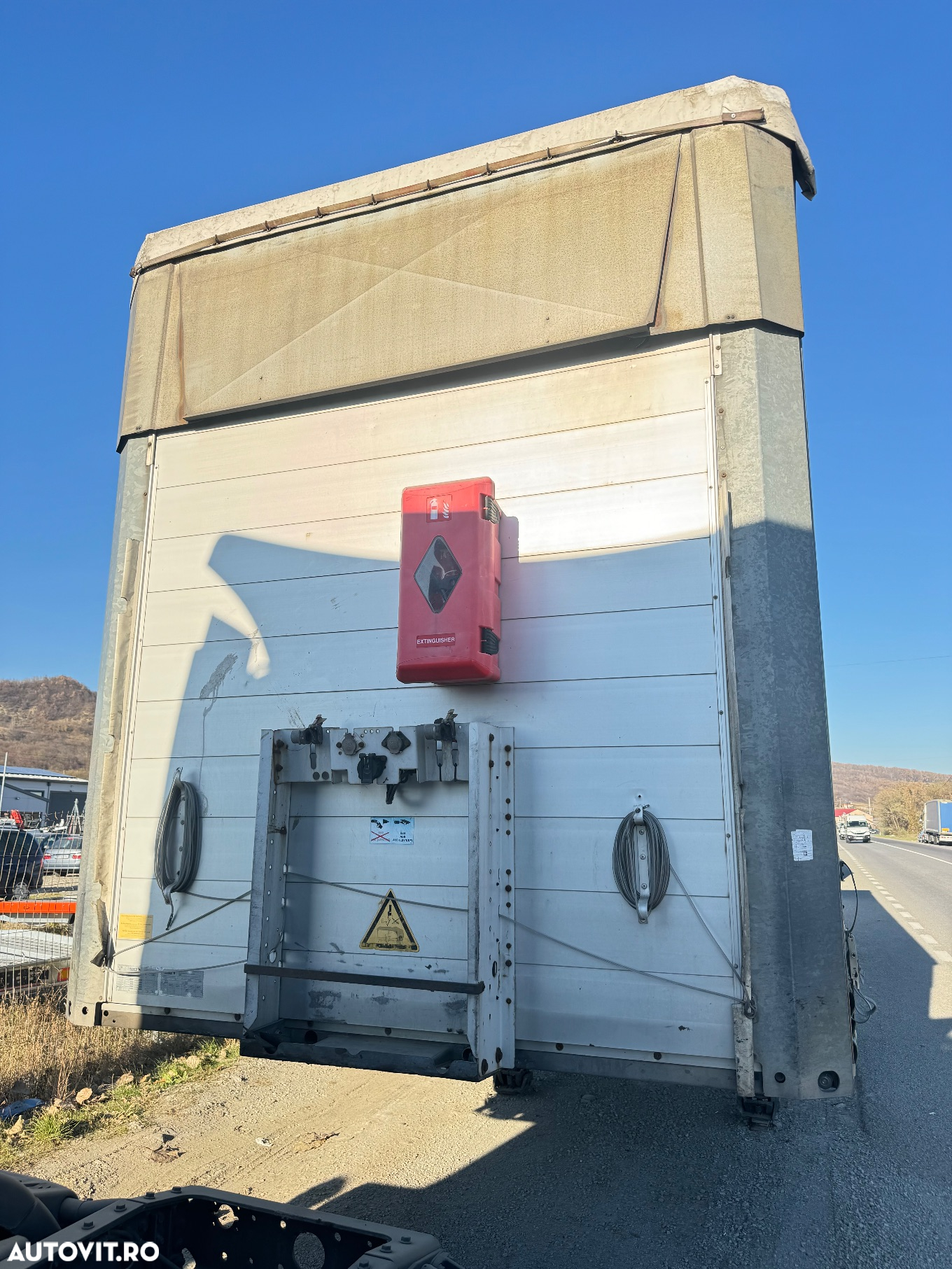 Schmitz Cargobull Varios Mega - 16