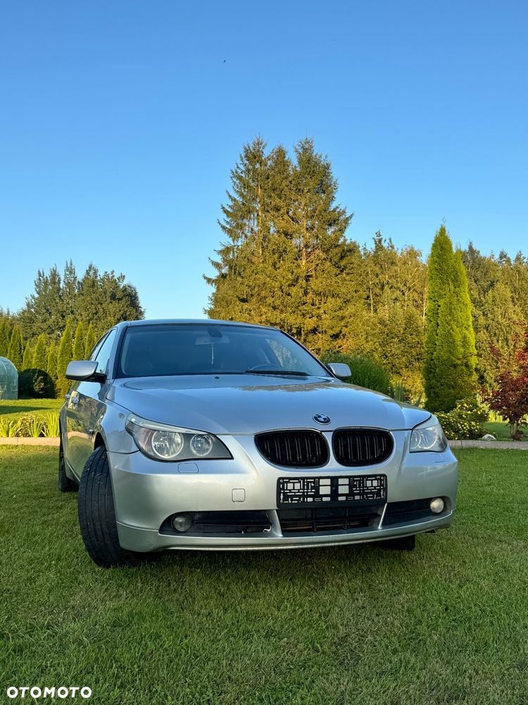 BMW Seria 5 520i - 5
