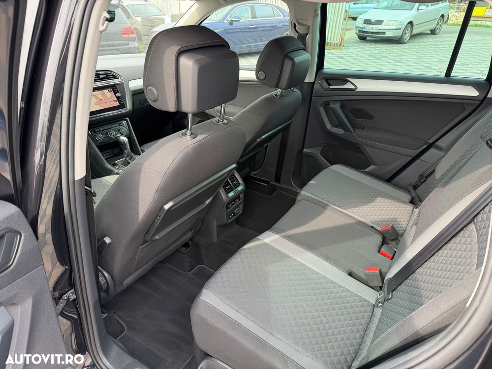Volkswagen Tiguan - 10