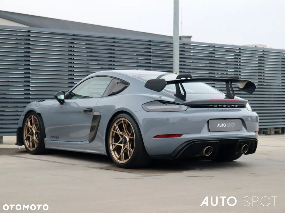 Porsche 718 Cayman GT4 RS - 5