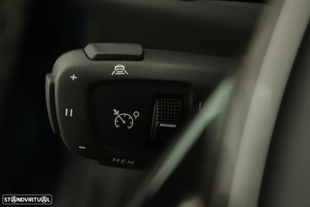 Peugeot 3008 1.2 PureTech GT EAT8 - 18