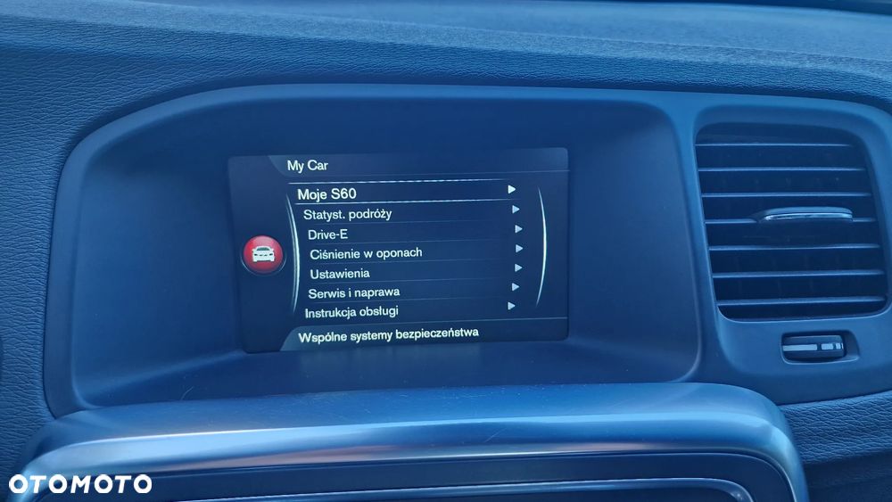 Volvo S60 D4 Summum - 35