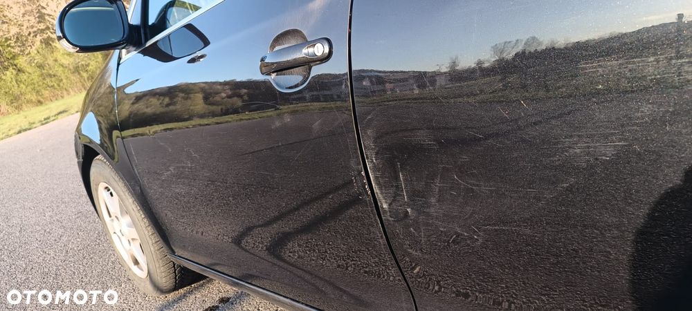 Volkswagen Golf 1.6 TDI DPF Highline - 13