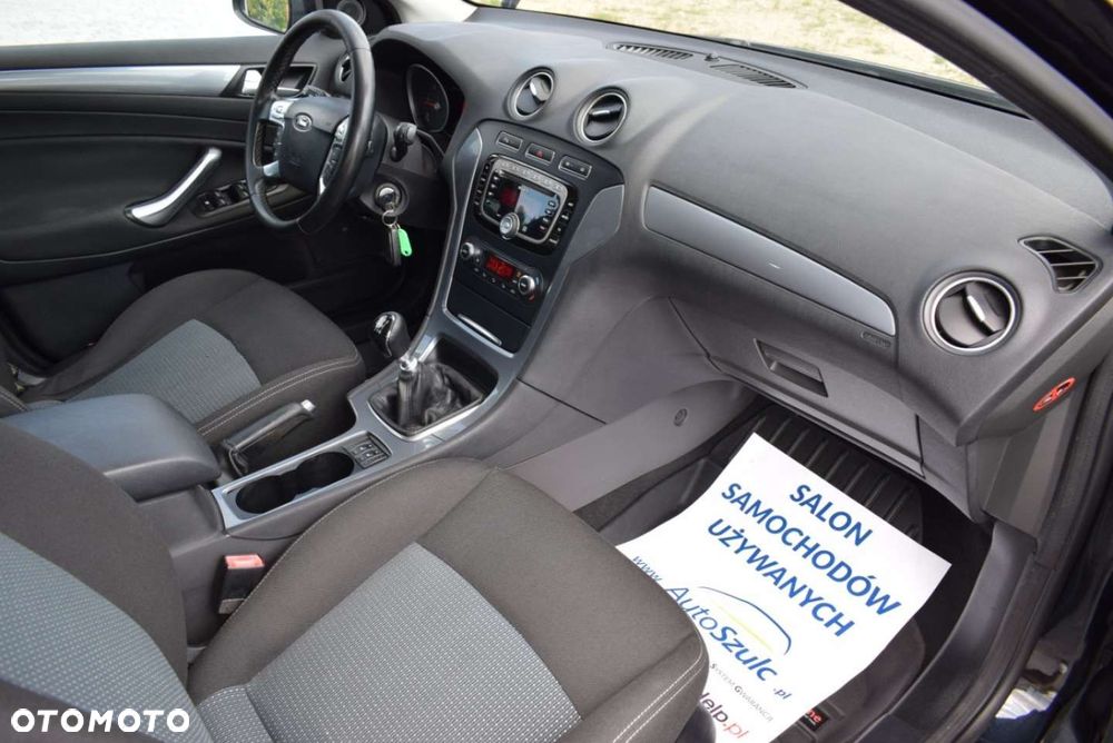 Ford Mondeo - 24