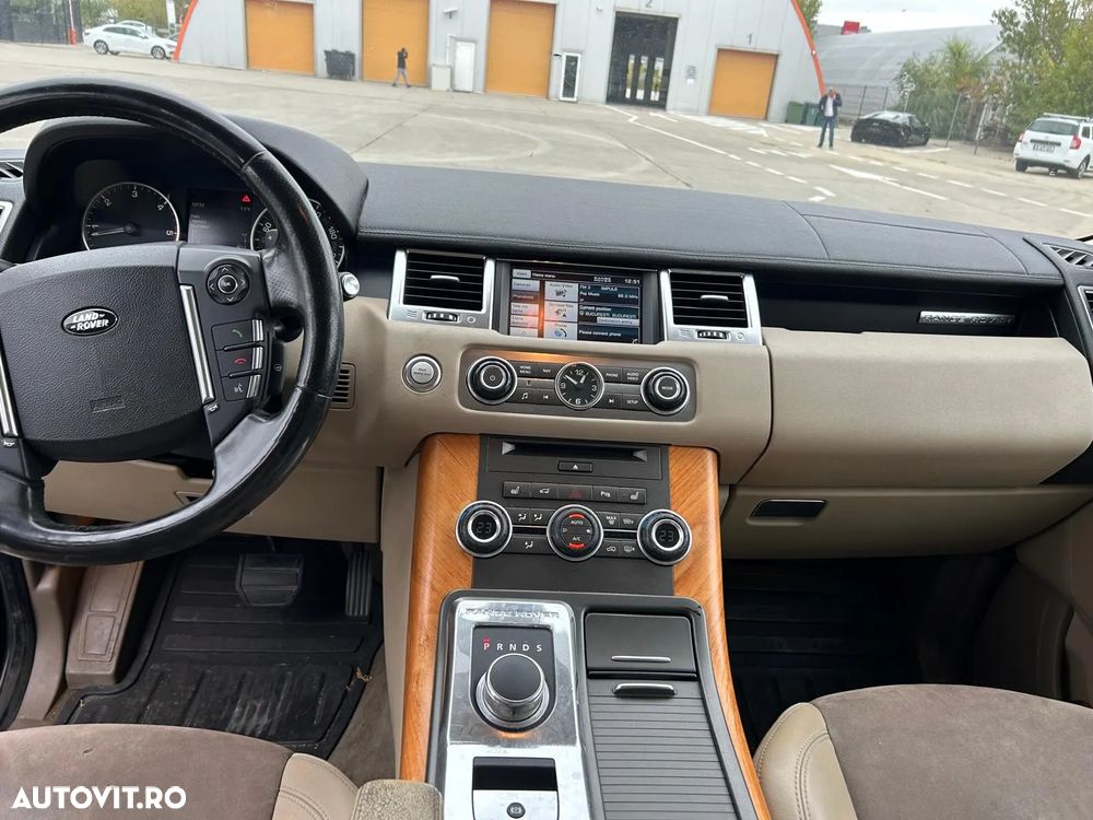 Land Rover Range Rover Sport 3.0 SDV6 HSE - 12