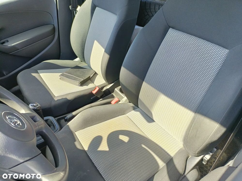 Volkswagen Polo - 10
