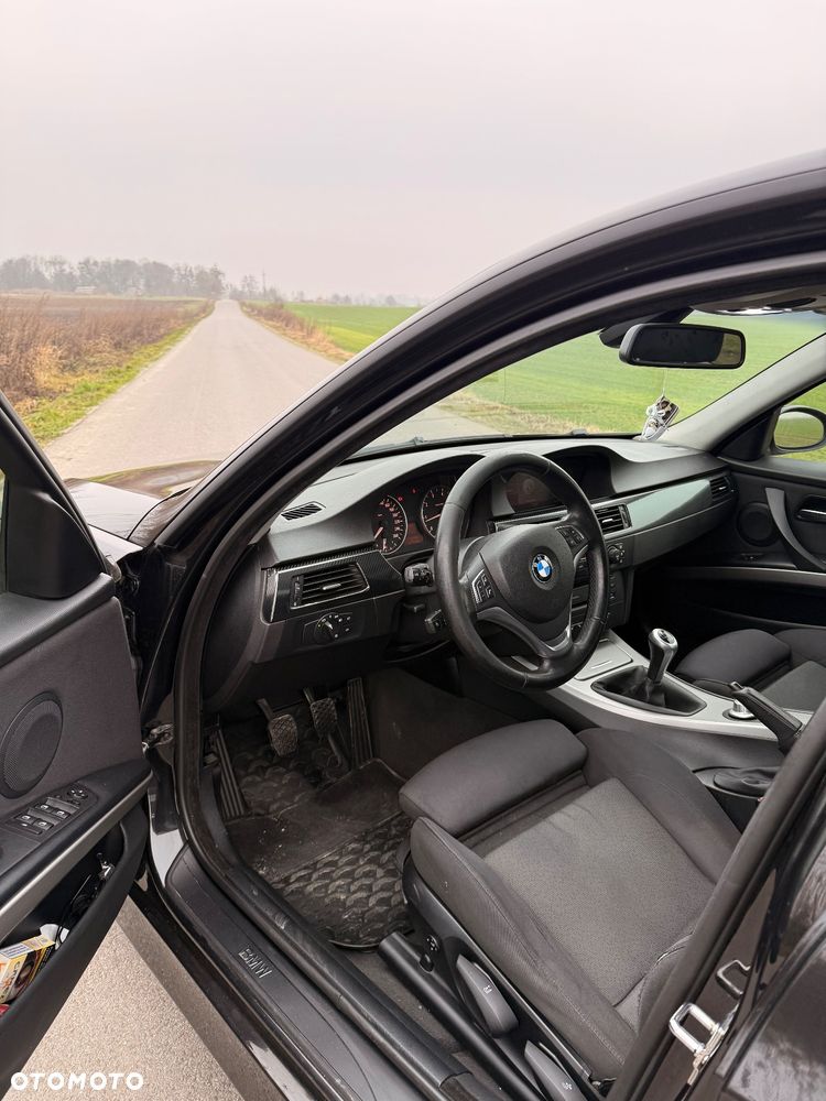 BMW Seria 3 - 10