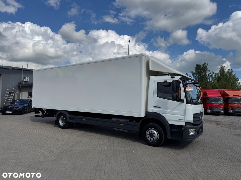 Mercedes-Benz ATEGO - 11