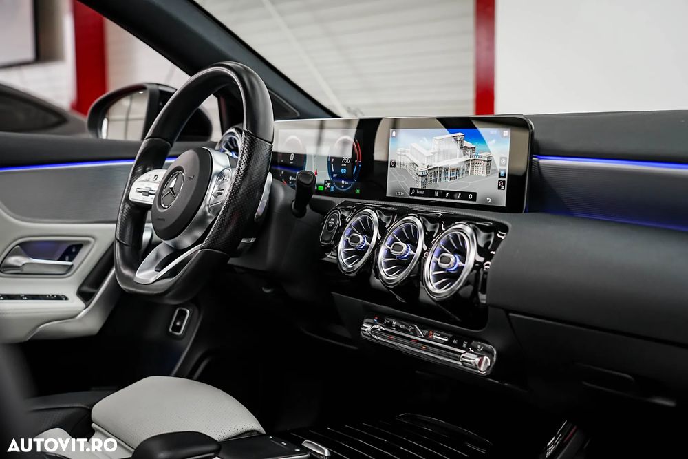 Mercedes-Benz A 250 e 8G-DCT Advanced AMG Line - 14