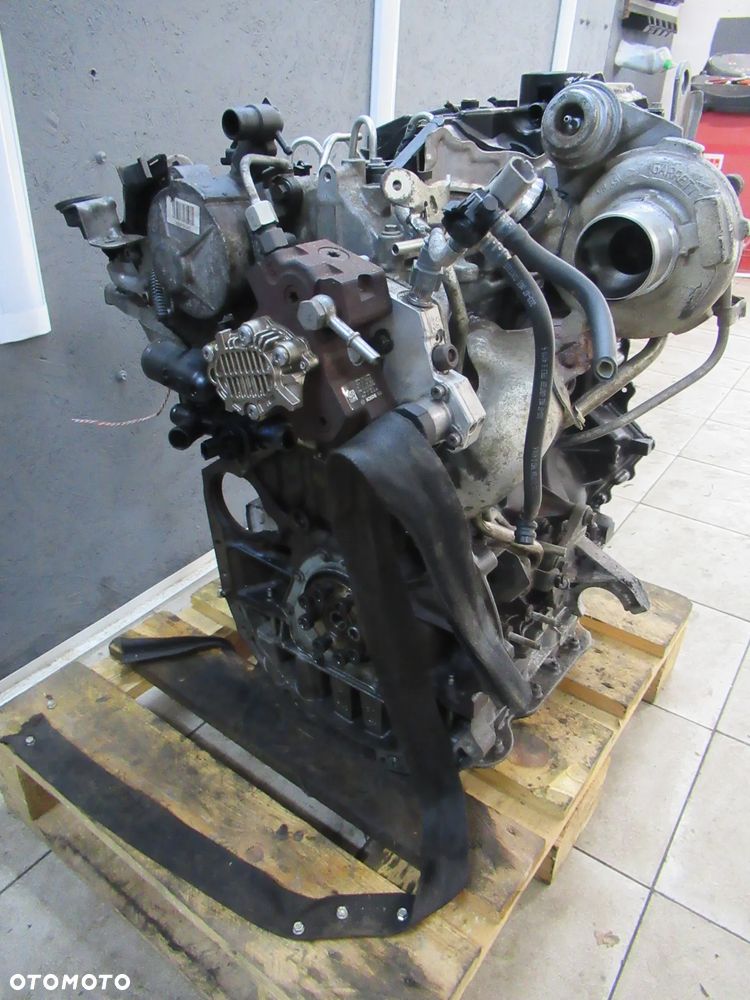 Silnik KOMPLETNY 2.0 dci M9R Vivaro Trafic m9r M9R E4 - 8