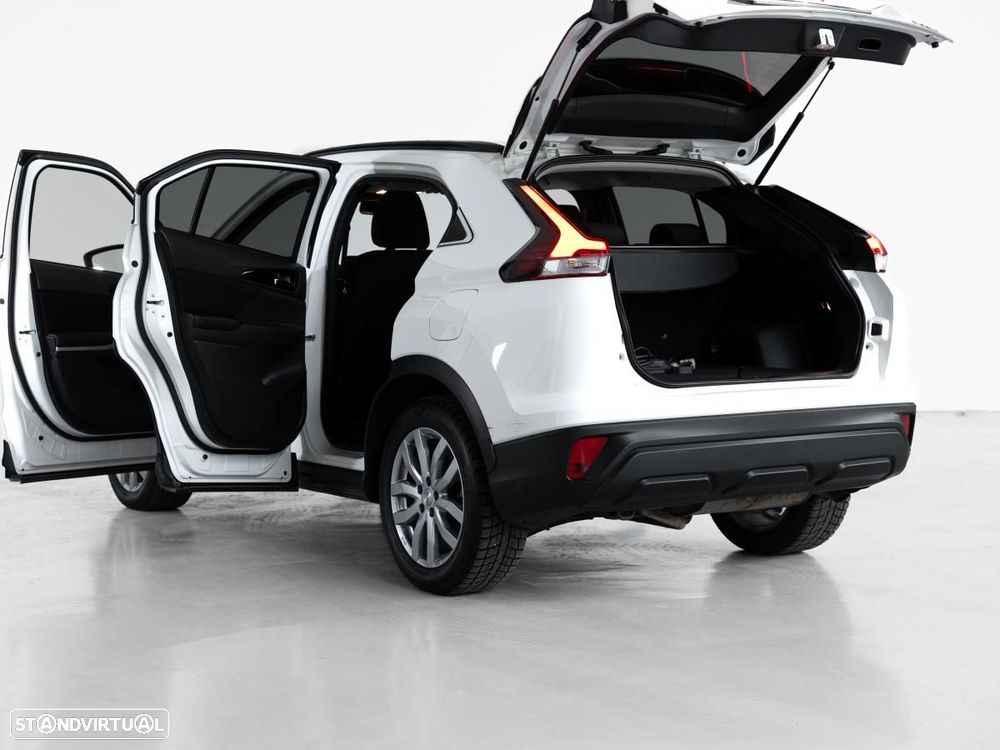 Mitsubishi Eclipse Cross 2.4 PHEV eMotion - 5