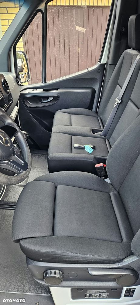 Mercedes-Benz SPRINTER 311CDI 37 - 14