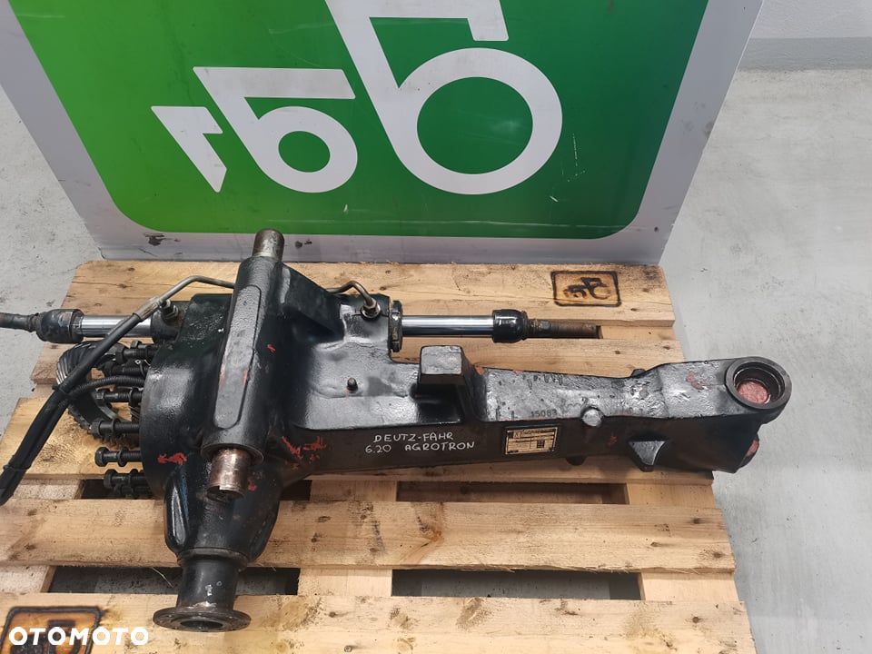 Obudowa półosi przedniej Deutz-fahr 6.20 Agrotron {ZF APL2045 prawa} - 4