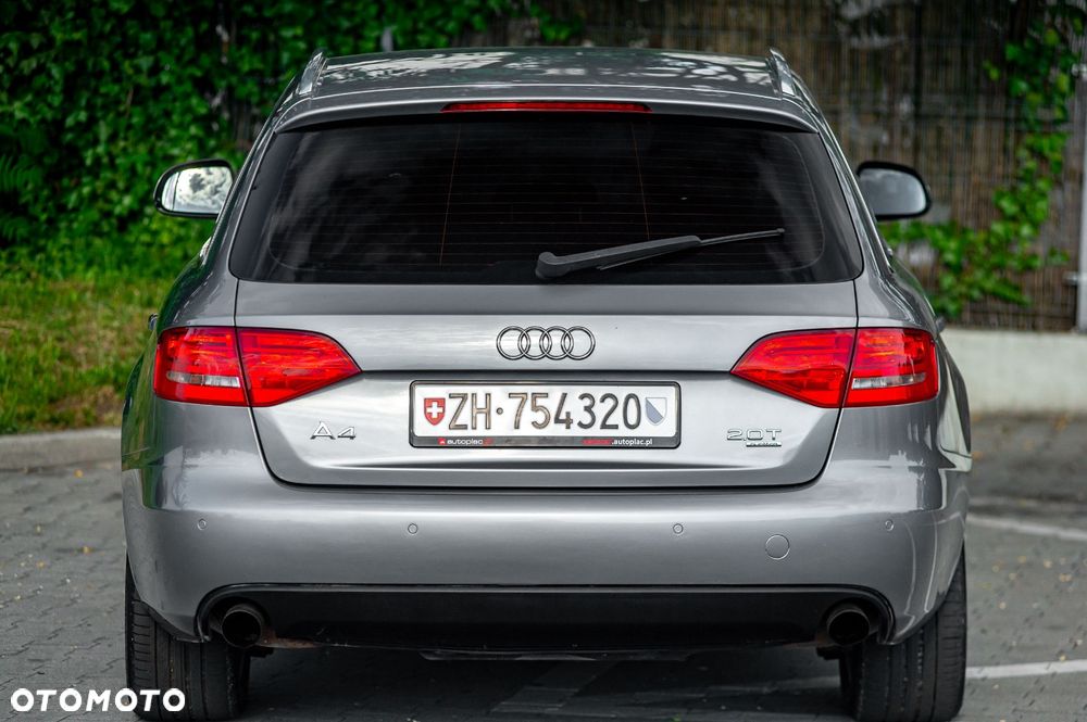 Audi A4 Avant - 13