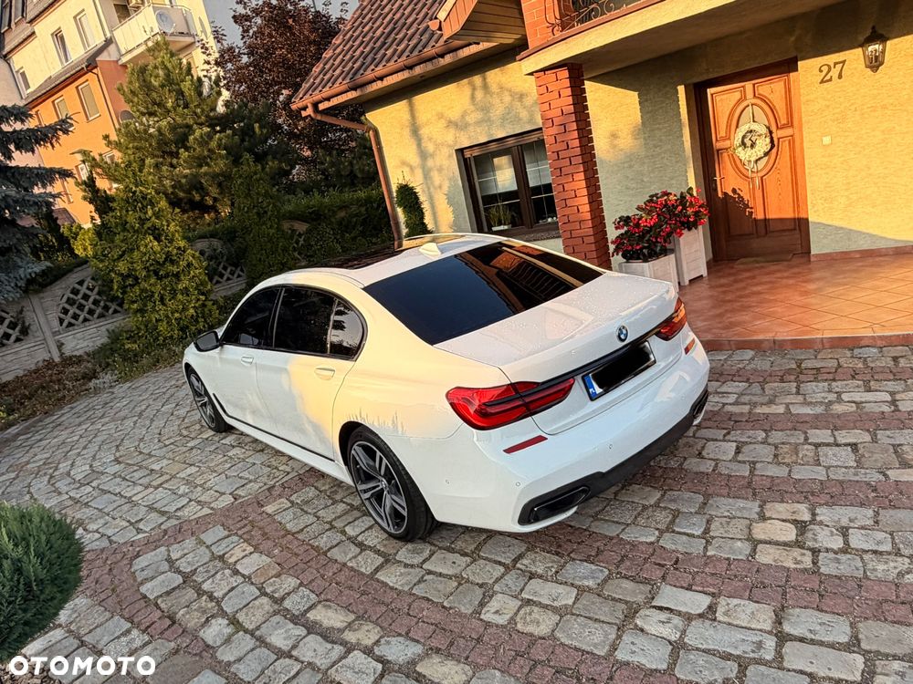BMW Seria 7 740Li - 16