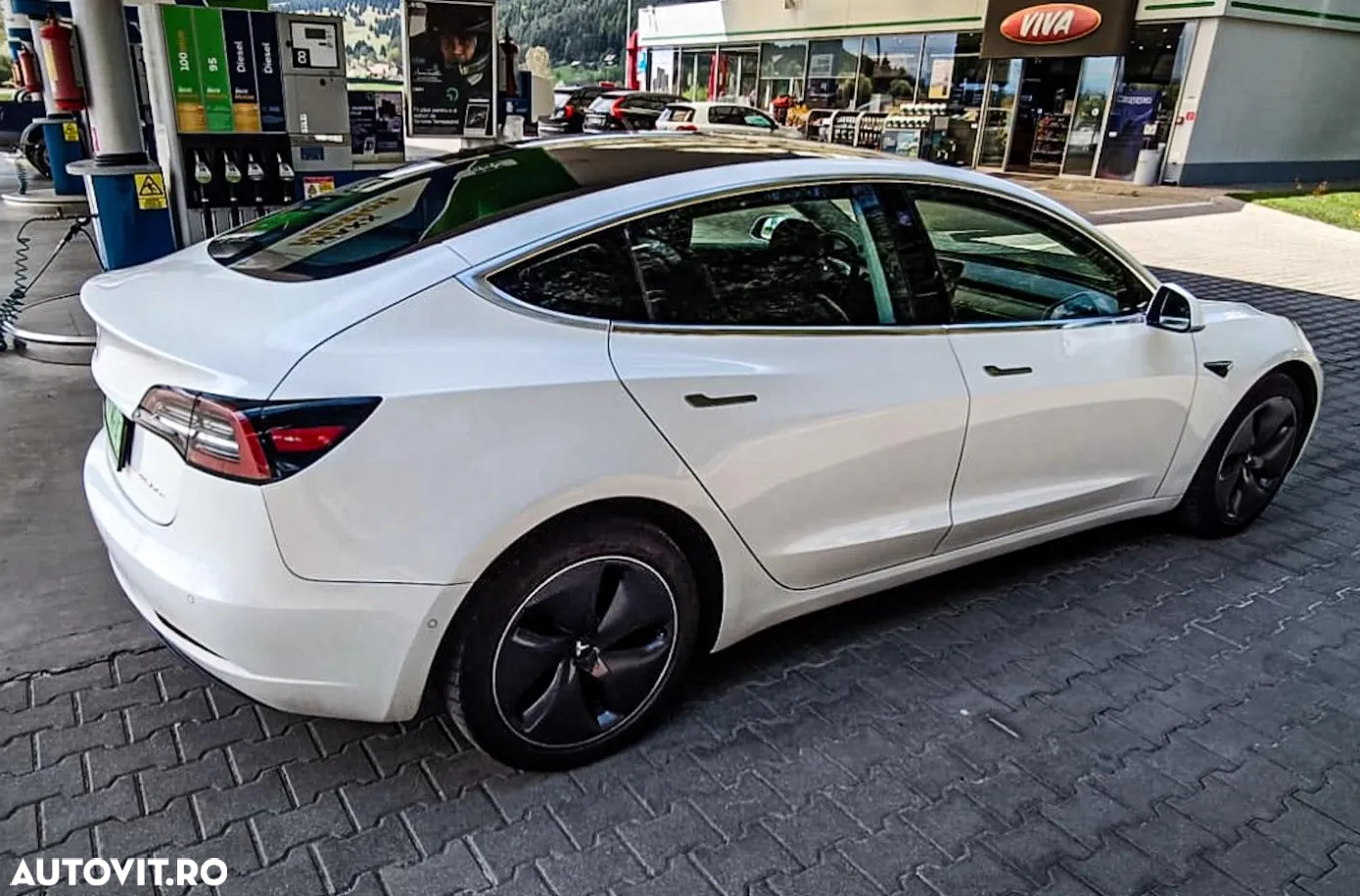 Tesla Model 3 Long Range - 2