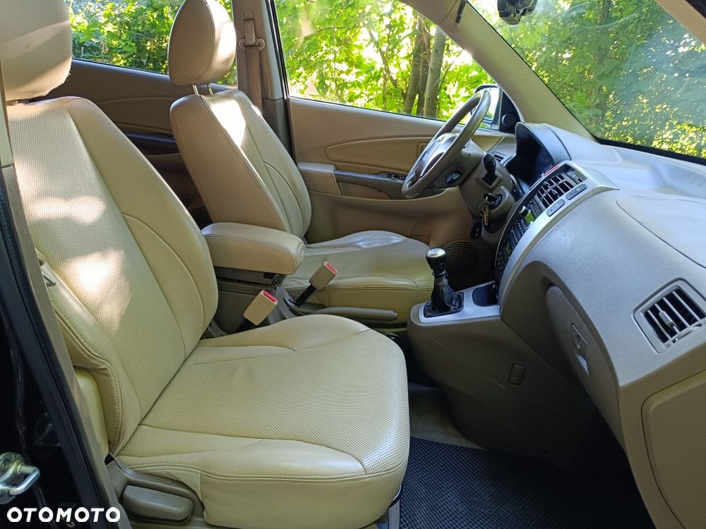 Hyundai Tucson - 8