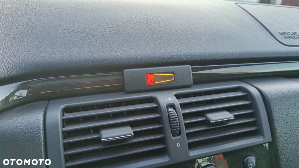 Mercedes-Benz Klasa E - 22