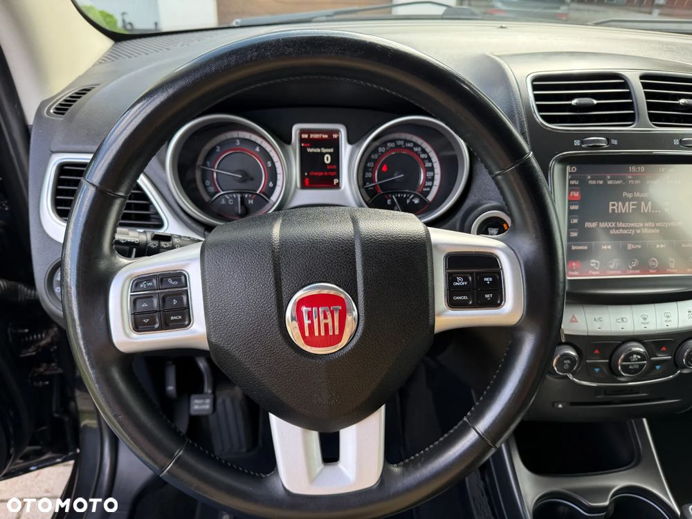 Fiat Freemont 2.0 Multijet Black Code AWD - 19