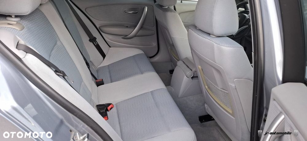 BMW Seria 1 116i - 9
