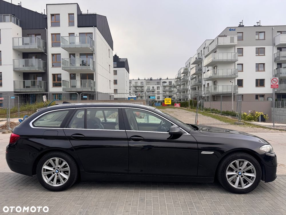 BMW Seria 5 525d xDrive Luxury Line - 8