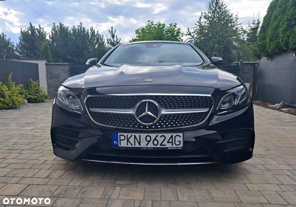 Mercedes-Benz Klasa E 400 4Matic Coupe 9G-TRONIC Avantgarde - 4