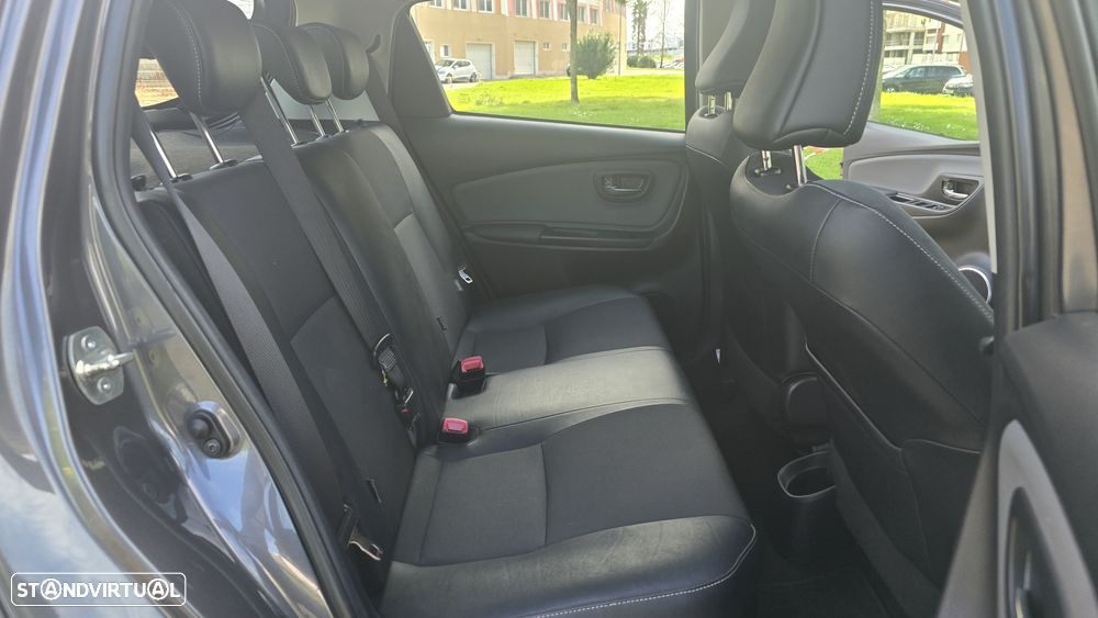 Toyota Yaris 1.5 HSD Sport+P.Techno - 18