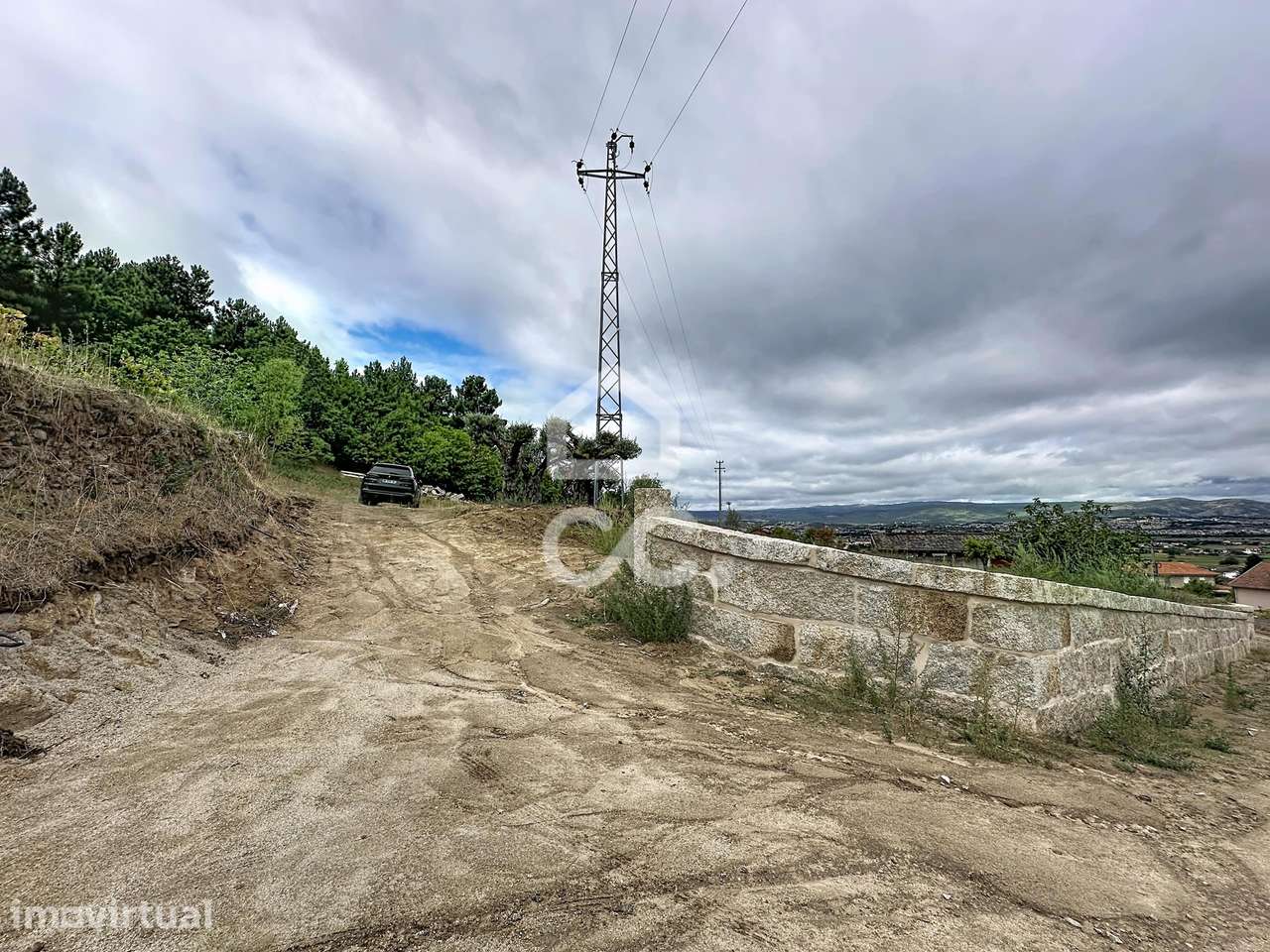 Terreno para construçao, com projeto aprovado para uma moradia, com vi - Grande imagem: 3/15