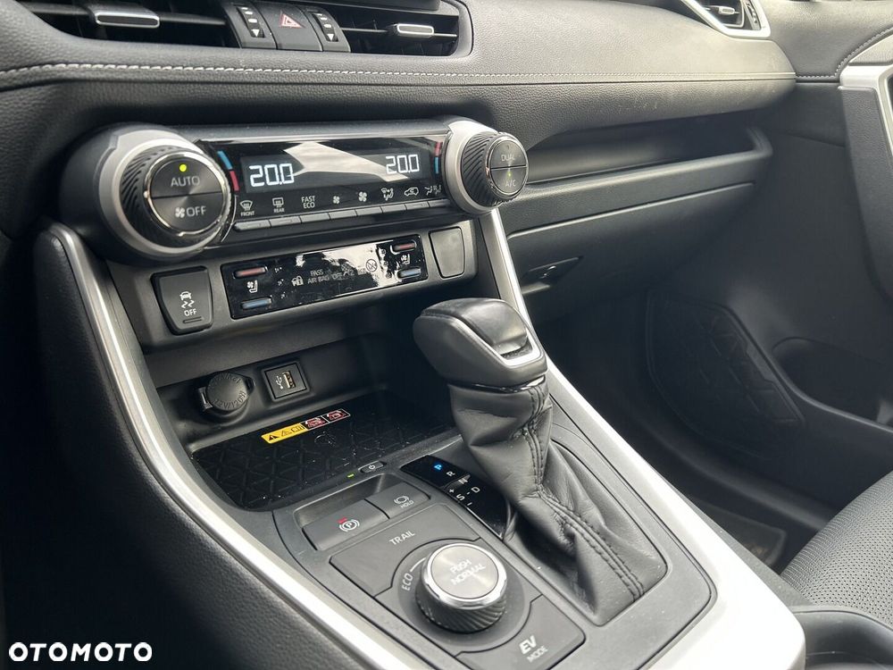 Toyota RAV4 - 19