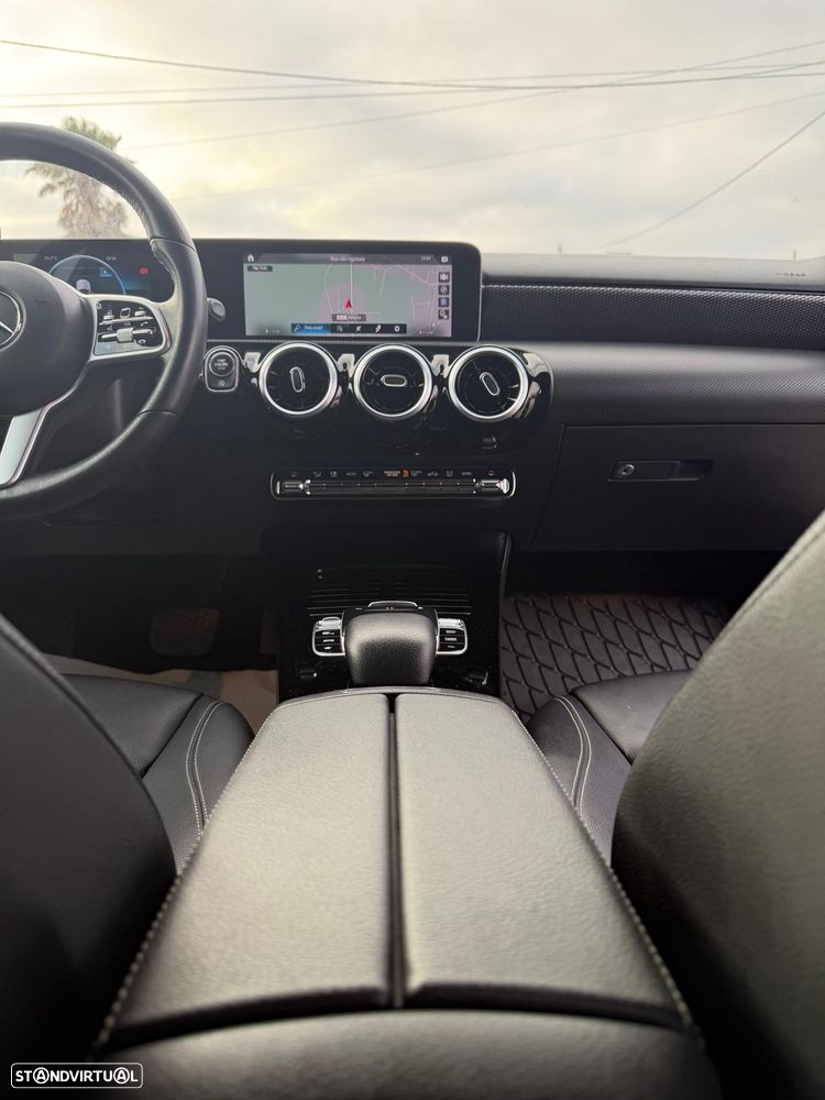 Mercedes-Benz A 180 d 7G-DCT AMG Line - 33