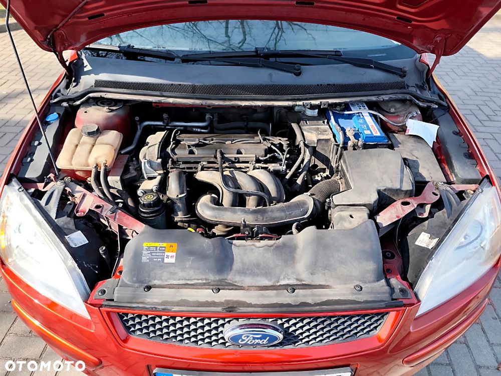 Ford Focus 1.6 16V Ambiente - 15