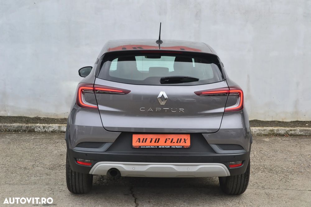 Renault Captur BLUE dCi 115 EDC BUSINESS EDITION - 5