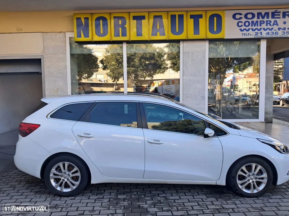 Kia Ceed SW 1.4 CRDi More Edition - 3