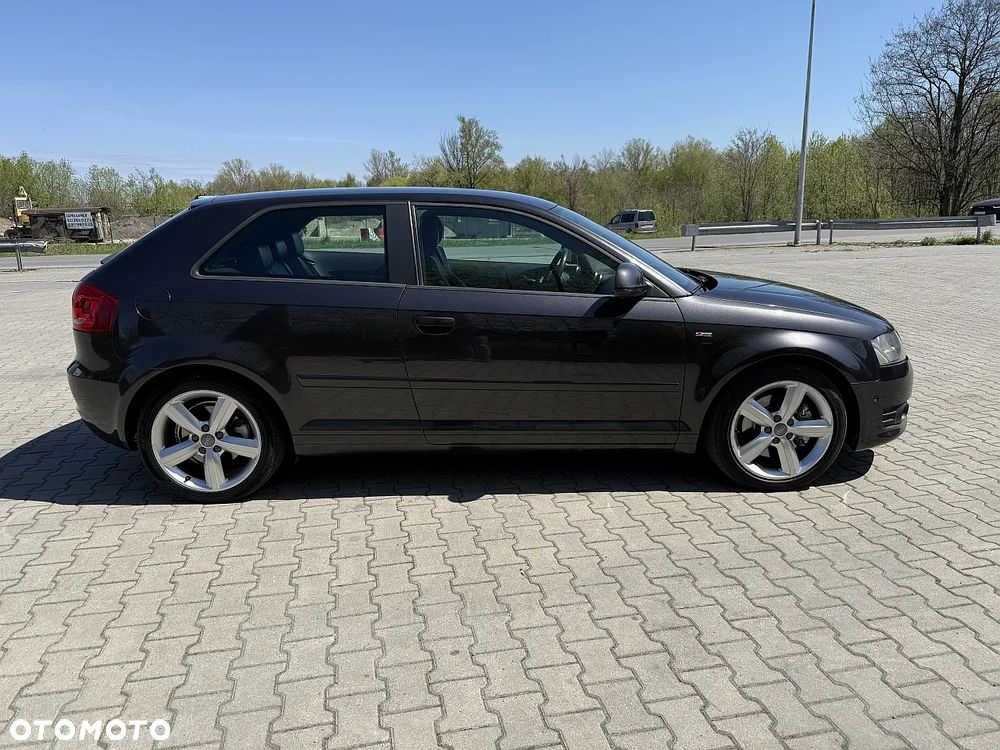 Audi A3 3-drzwiowe 2.0 TDI DPF quattro S line Sportpaket (plus) - 12