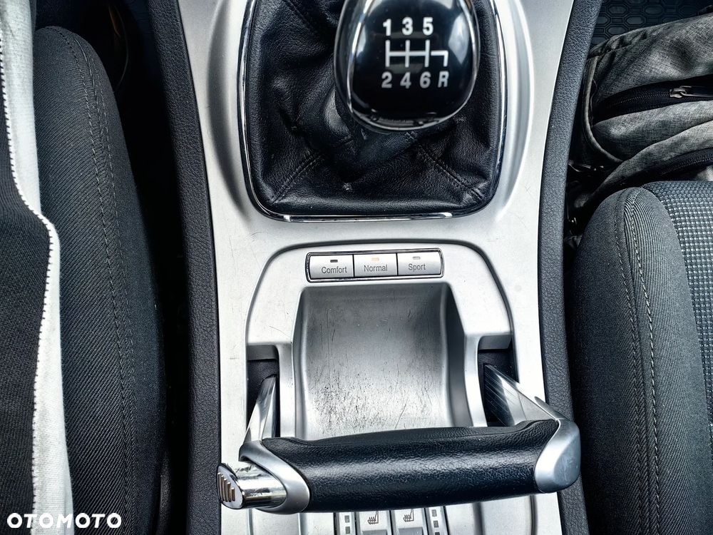 Ford S-Max 2.5 Titanium - 28