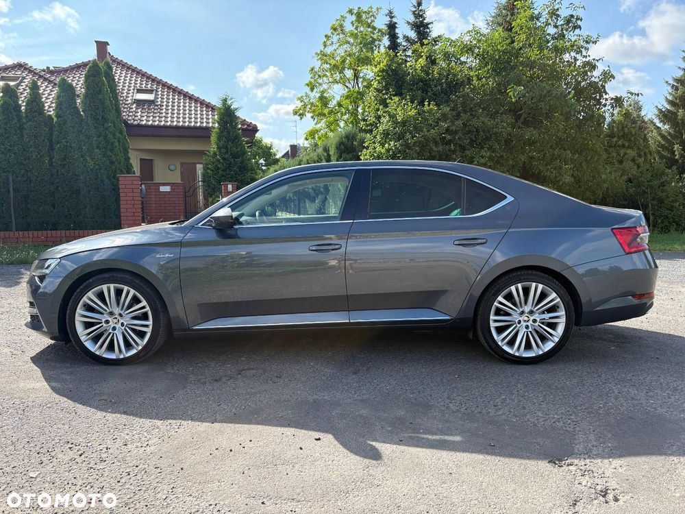 Skoda Superb 2.0 TDI L&K DSG - 2
