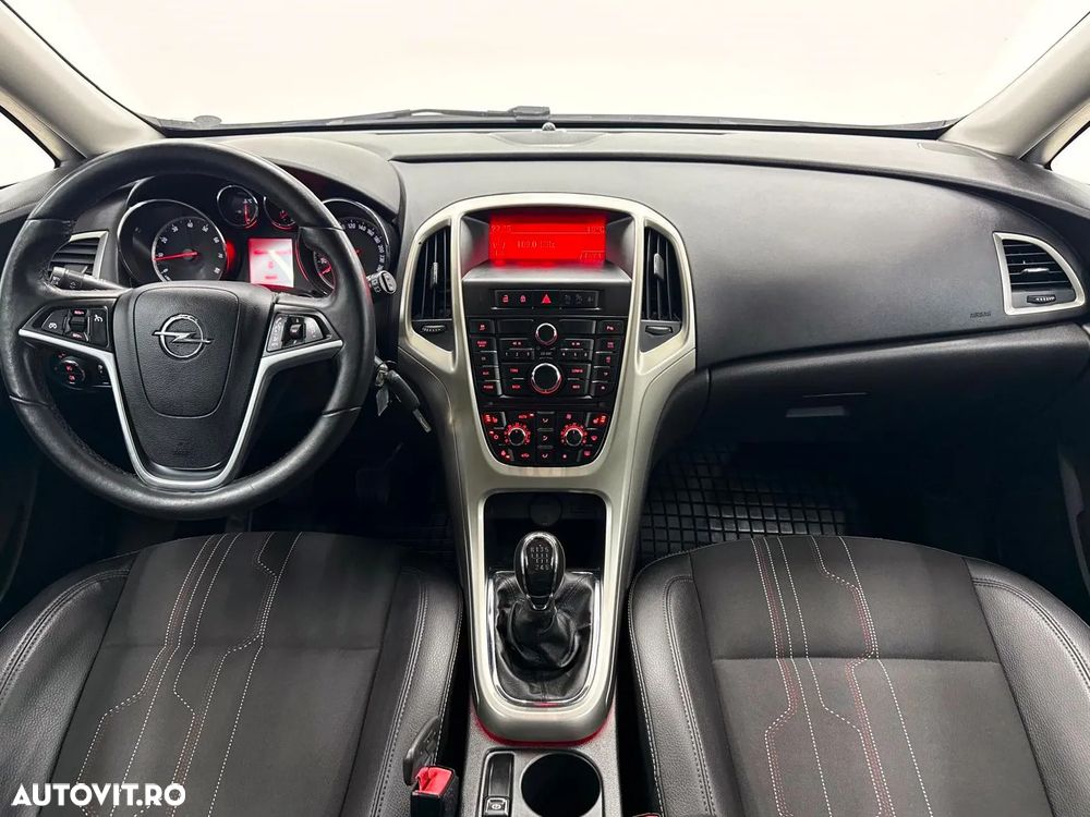 Opel Astra 1.4 Turbo - 17