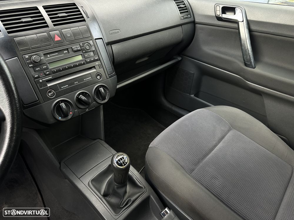 VW Polo 1.2 Confortline - 23