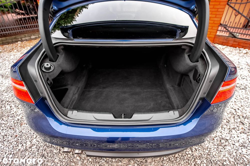 Jaguar XE 20d R-Sport Ingenium Edition - 15