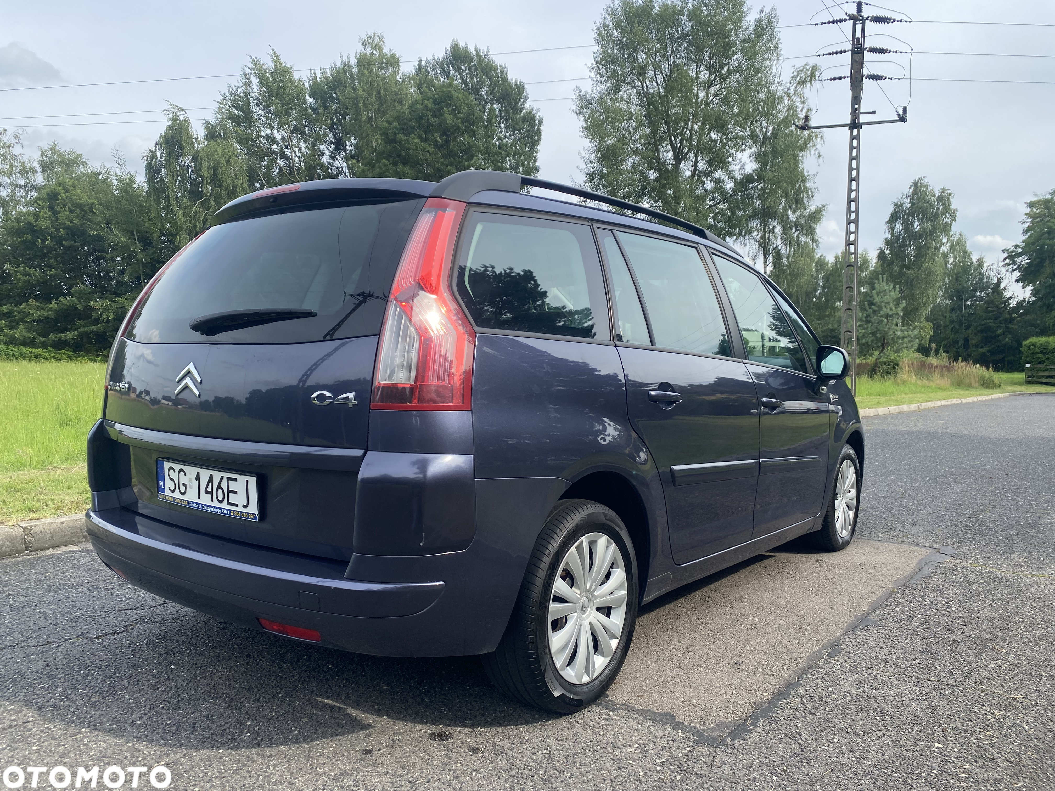 Citroën C4 Grand Picasso 1.8 16V Confort - 10