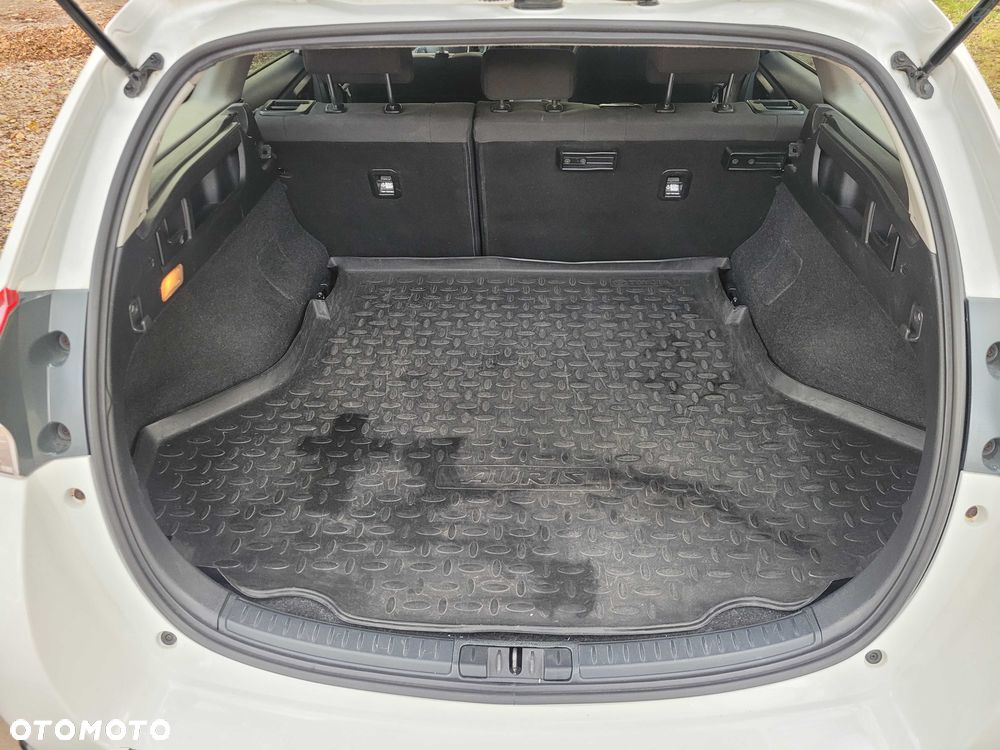 Toyota Auris - 9