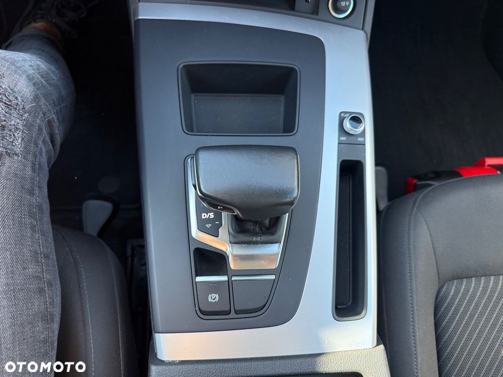 Audi Q5 35 TDI mHEV S tronic - 16