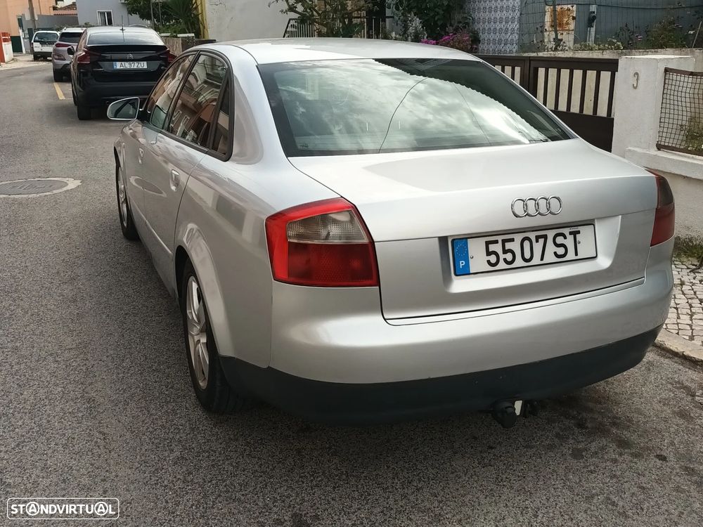 Audi A4 1.9 TDI m5 - 10