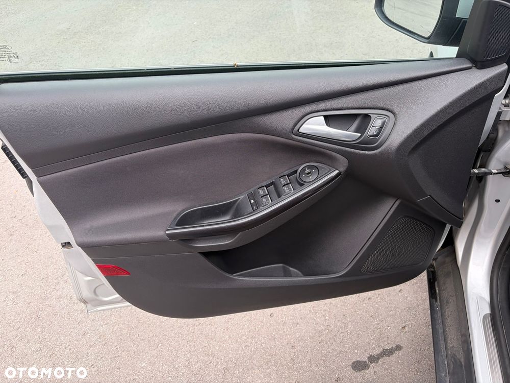 Ford Focus - 10