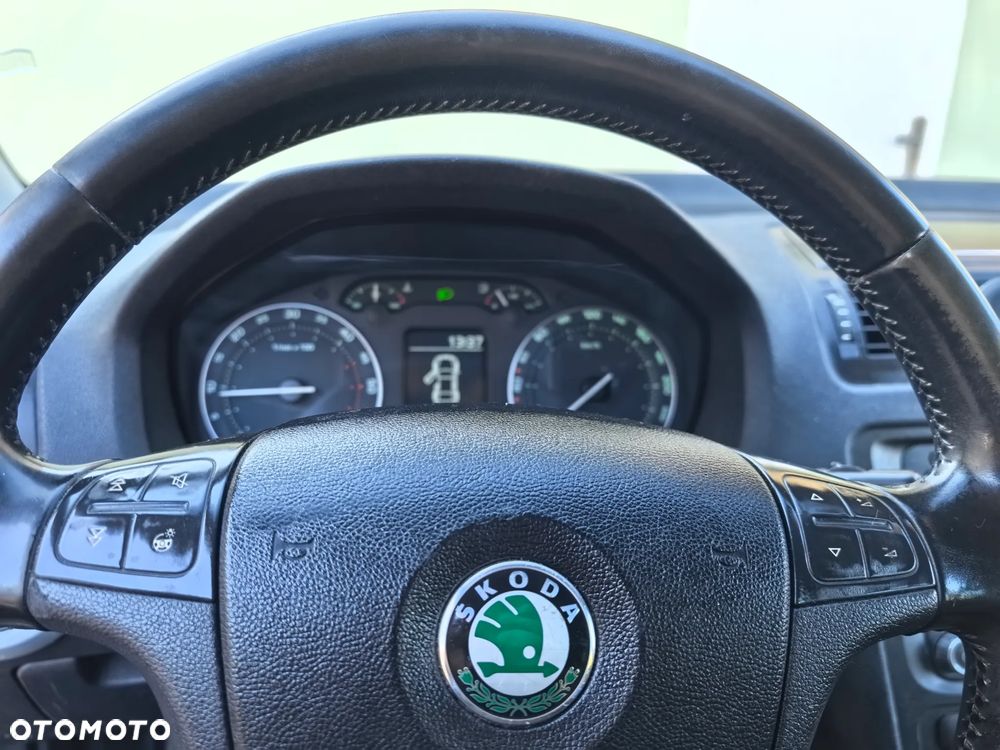 Skoda Octavia 2.0 TDI DPF 4x4 Laurin & Klement - 21