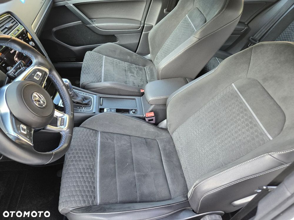 Volkswagen Golf 1.4 TSI BMT Highline DSG - 39