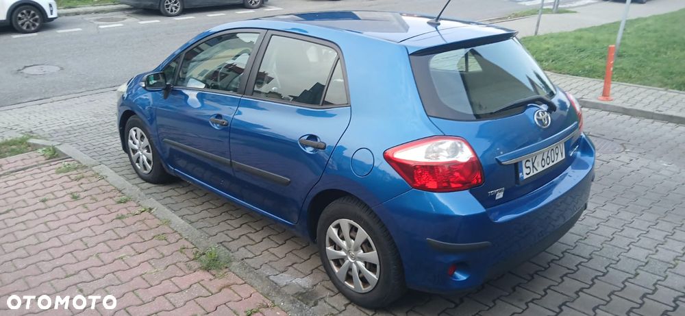 Toyota Auris - 4