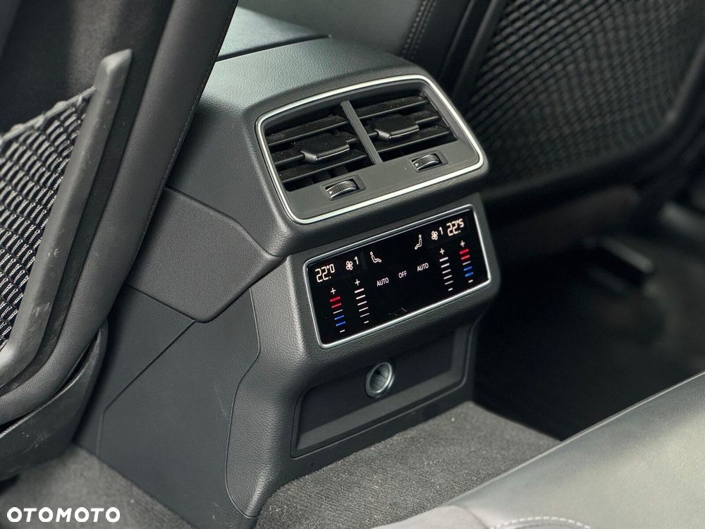 Audi A6 Allroad - 27